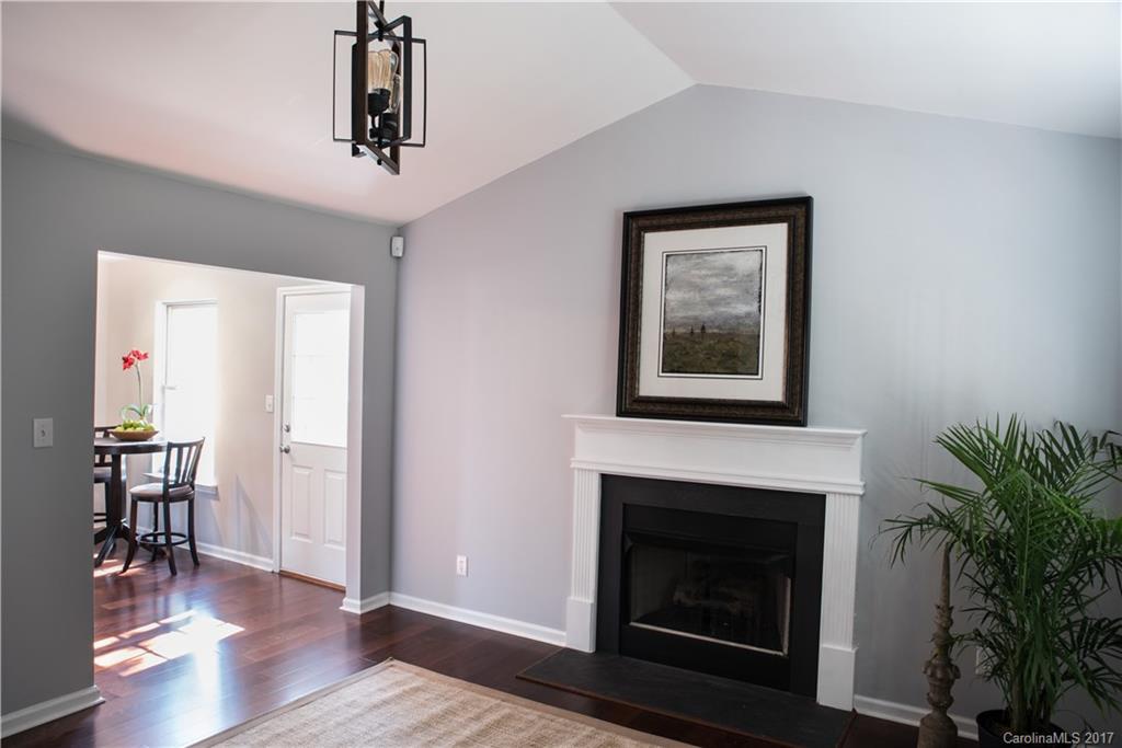4431 Garris Road, Unit 2 Charlotte, NC 28209 - Photo 4 of 21 Gallery Image 4