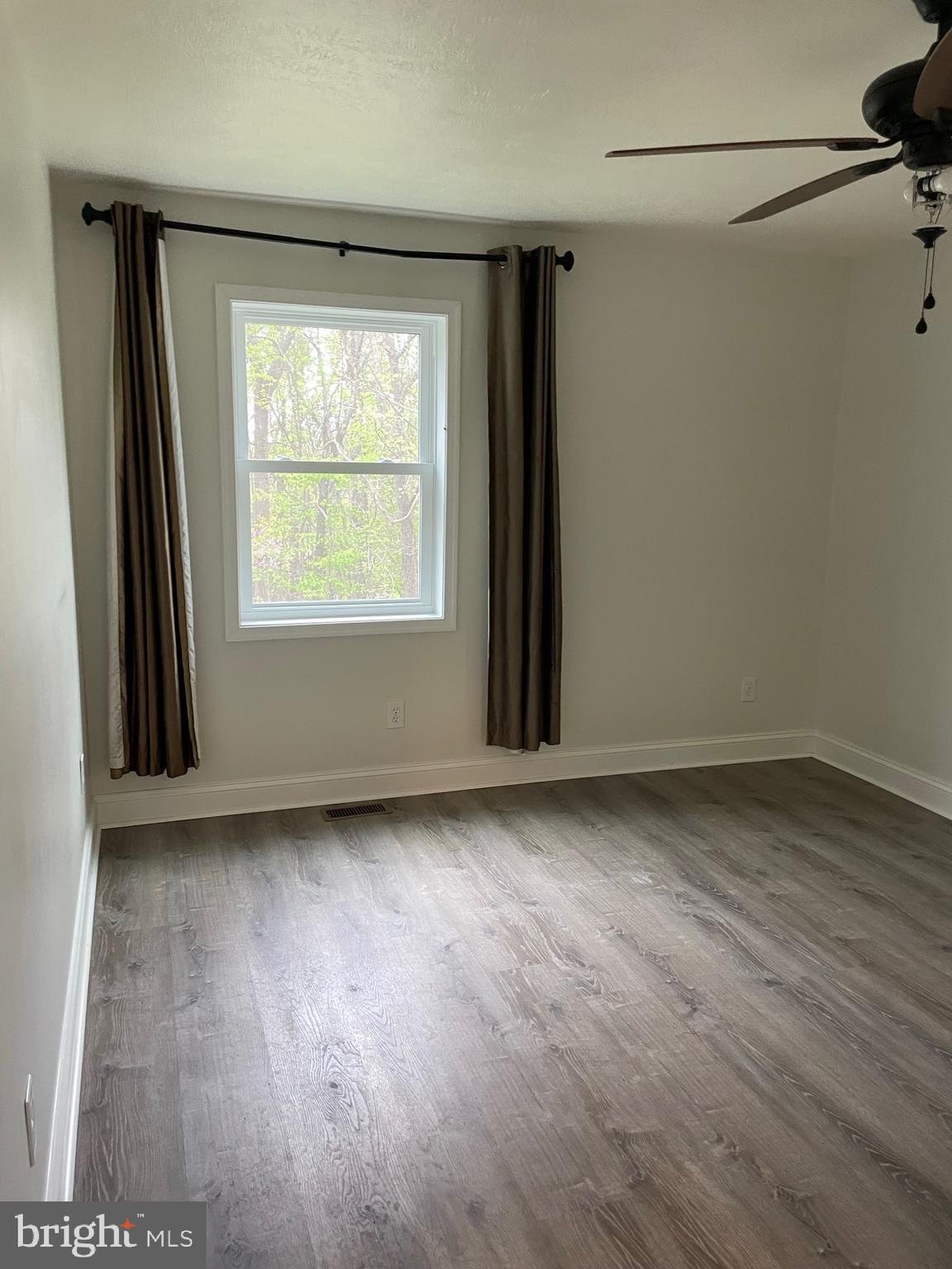 138 Grimes Golden Road Linden, VA 22642 - Photo 2 of 31