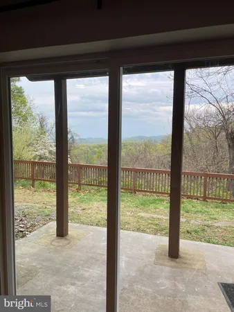 $2,750 | 138 Grimes Golden Road, Linden, VA 22642