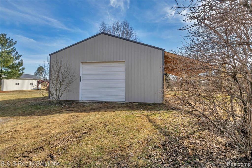 14749 Imlay City Road Capac, MI 48014 - Photo 35 of 39