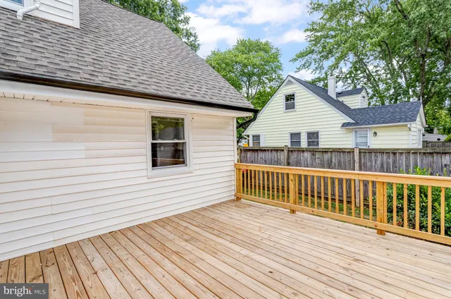 $4,000 | 6916 Columbia Drive, Alexandria, VA 22307