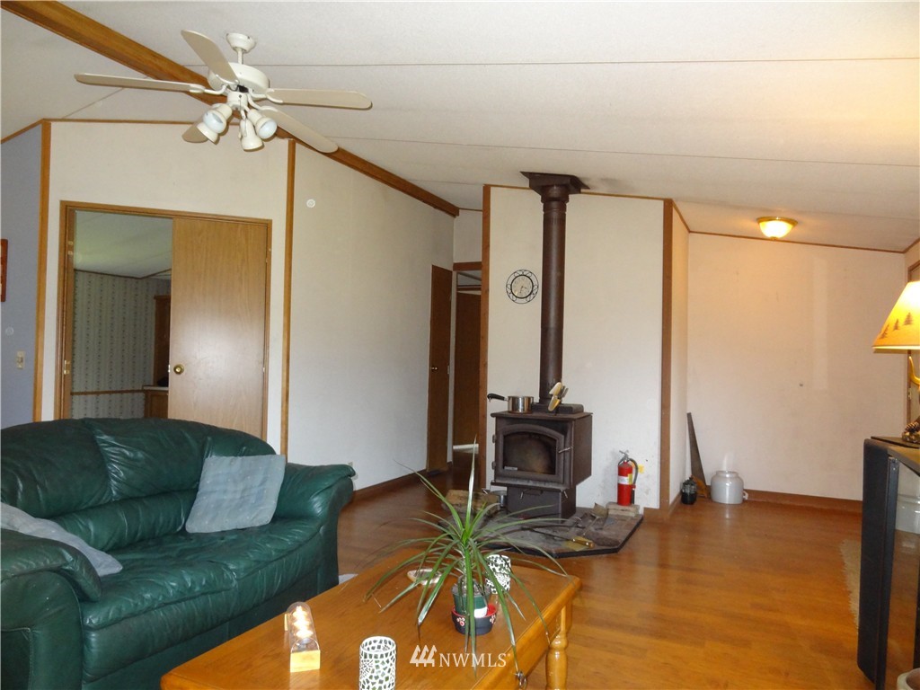 5771 Schornbush Road Deming, WA 98244 - Photo 13 of 15