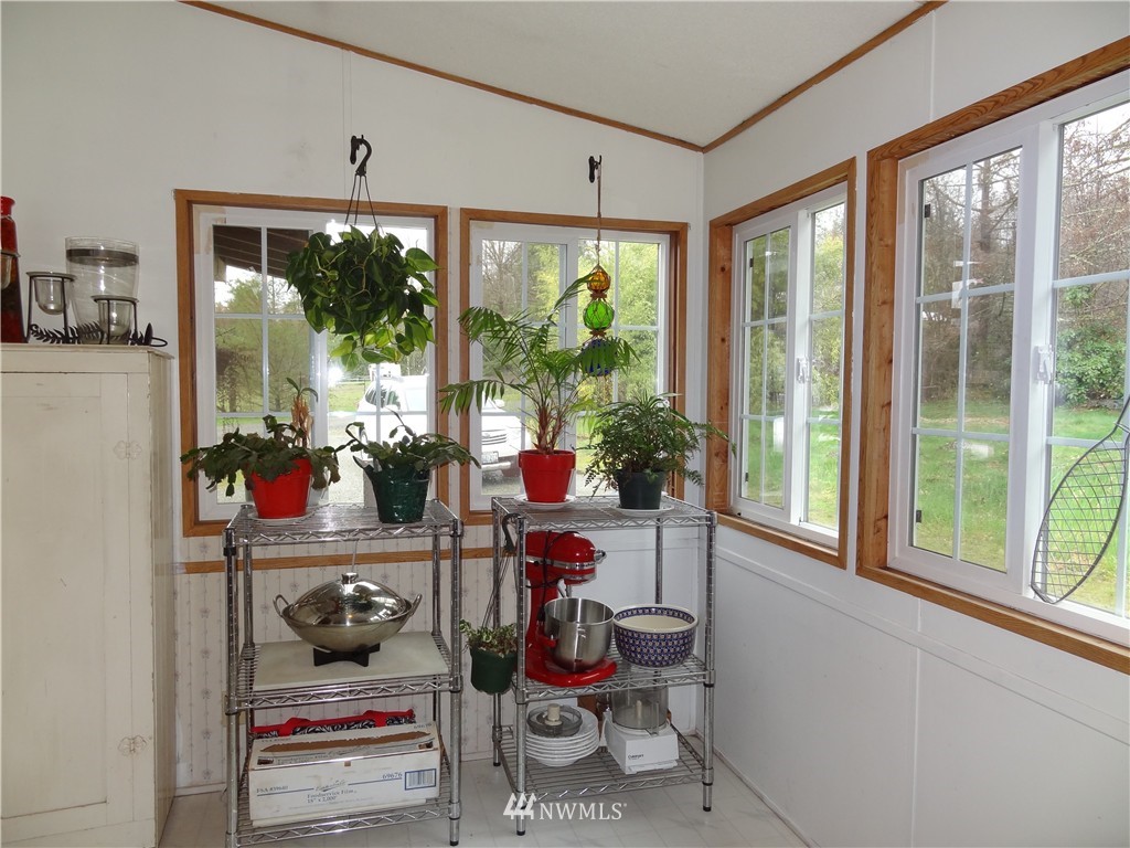 5771 Schornbush Road Deming, WA 98244 - Photo 8 of 15