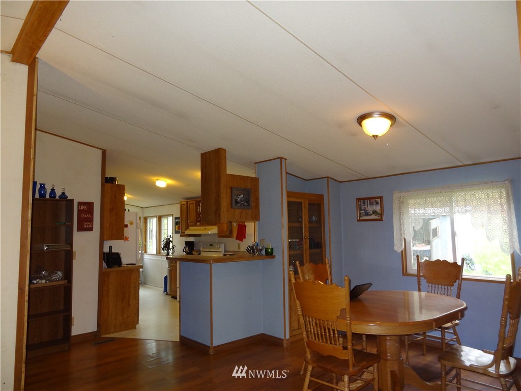 5771 Schornbush Road Deming, WA 98244 - Photo 9 of 15
