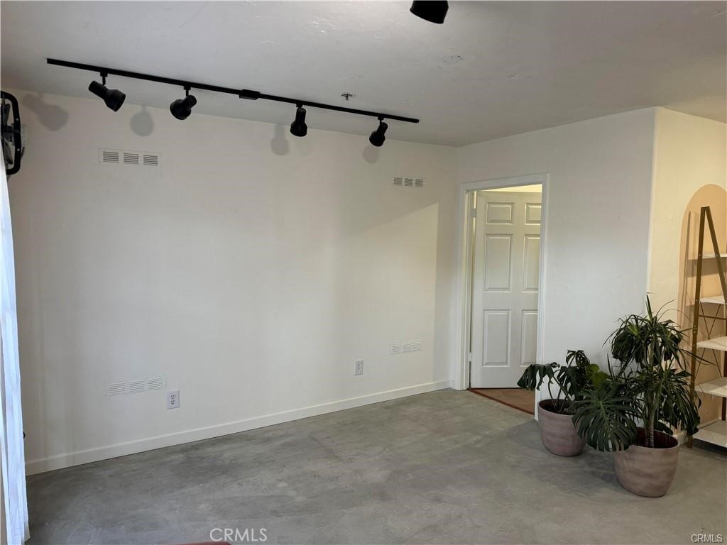 2011 South El Camino Real, Unit D San Clemente, CA 92672 - Photo 3 of 3