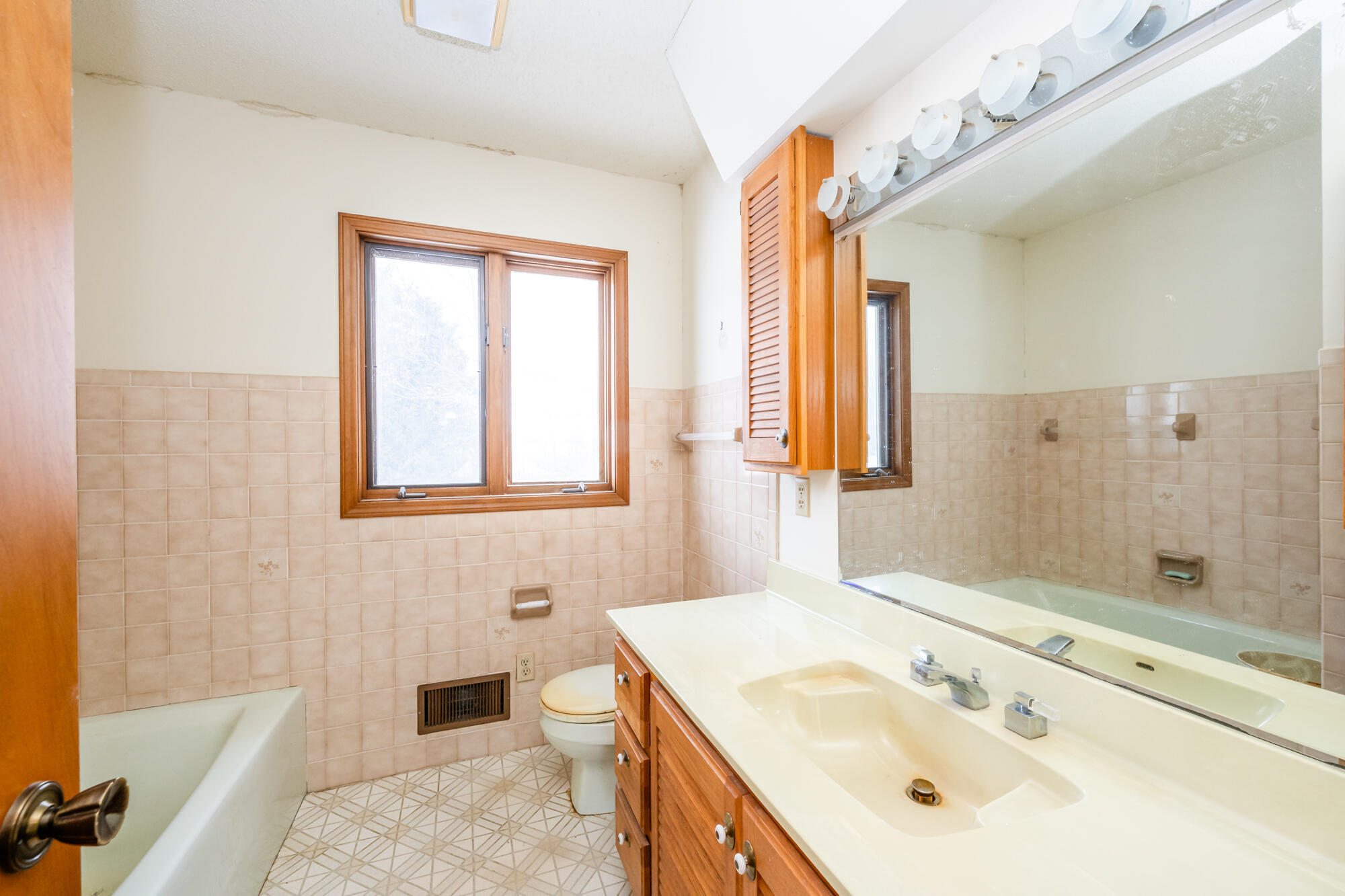 17383 South Basswood Road Three Oaks, MI 49128 - Photo 11 of 25 Basswood-111