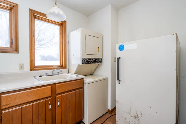 $295,000 | 17383 South Basswood Road, Three Oaks, MI 49128