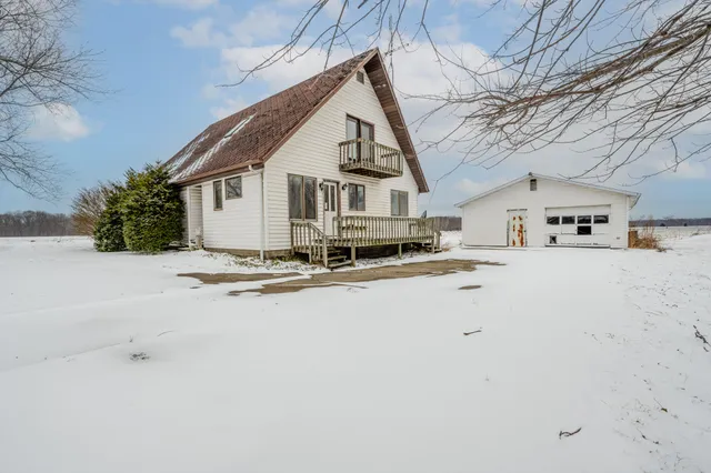 $295,000 | 17383 South Basswood Road, Three Oaks, MI 49128