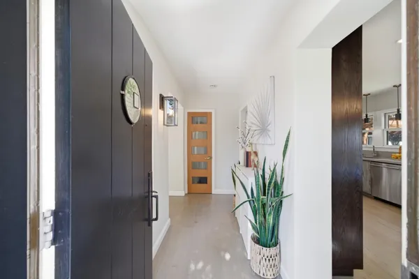 $3,100,000 | 30 Mission Drive, San Mateo, CA 94402