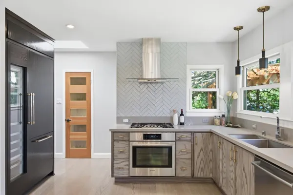 $3,100,000 | 30 Mission Drive, San Mateo, CA 94402