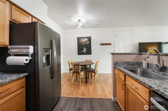 $329,990 | 10011 186th Street East, Unit 241, Puyallup, WA 98375