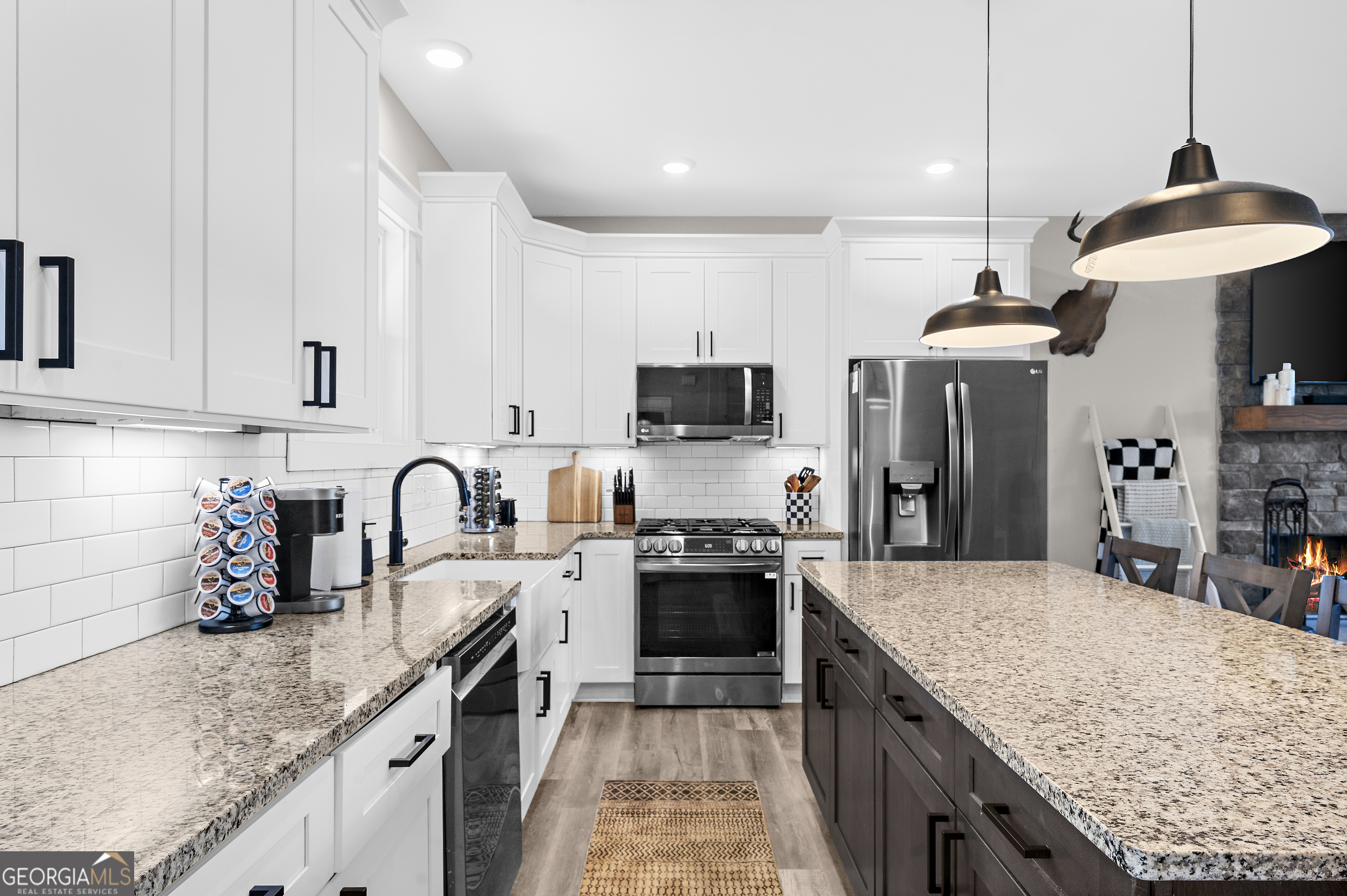 921 Aurora Lane Ranger, GA 30734 - Photo 12 of 60