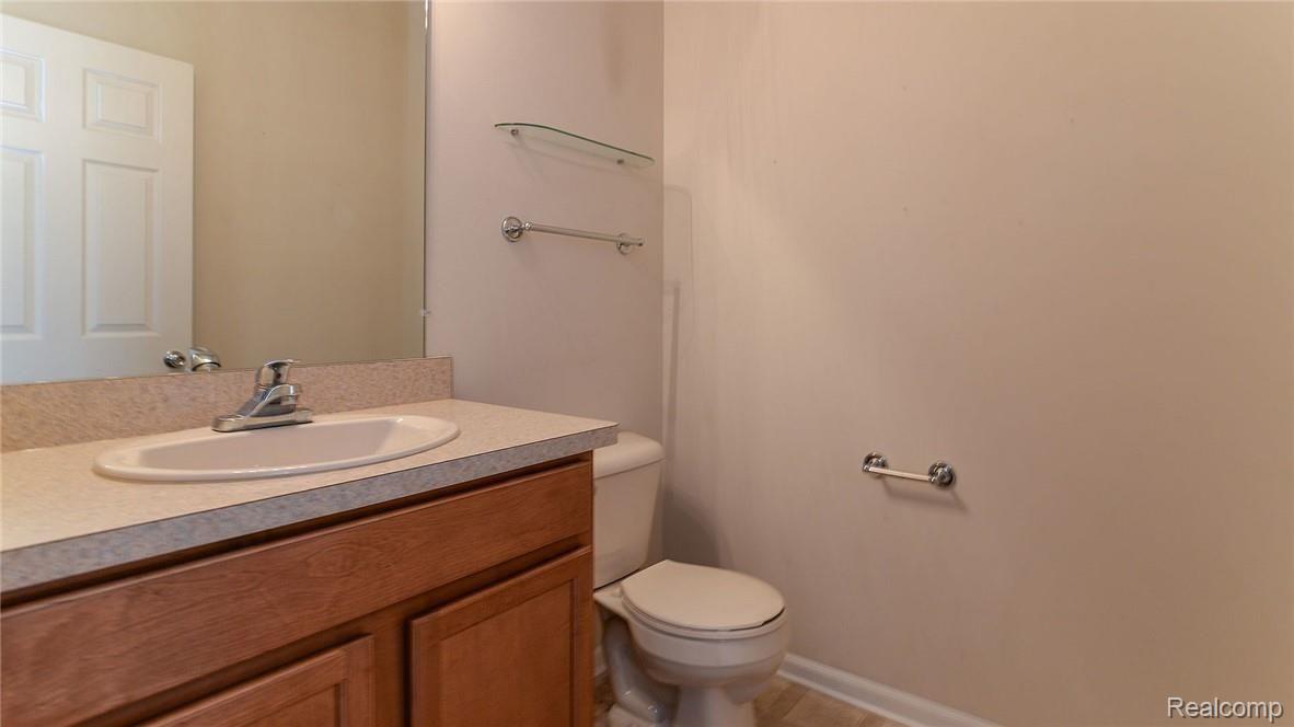 10094 Ridge Run Street Howell, MI 48855 - Photo 21 of 38 020_13.jpg