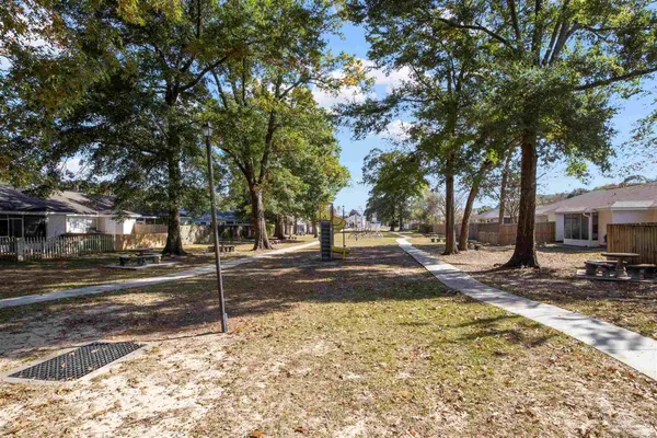 $229,700 | 2545 Trailwood Drive, Cantonment, FL 32533