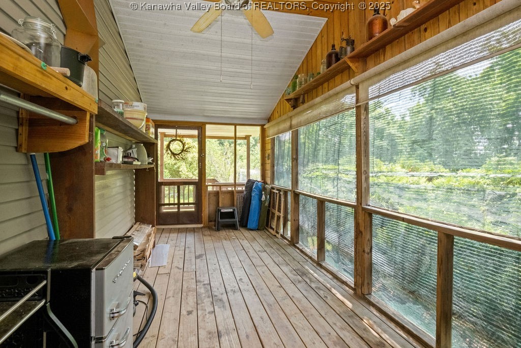 2873 Oak Hill Ridge Road Bomont, WV 25030 - Photo 26 of 44 Gallery Image 26