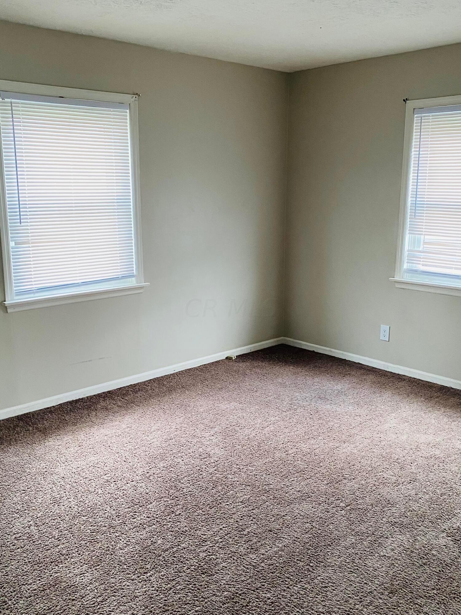 3195 Karl Road Columbus, OH 43224 - Photo 11 of 26 IMG_9367