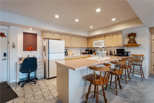 $398,523 | 106 Falls Point Drive, Unit 3C, Lake Ozark, MO 65049