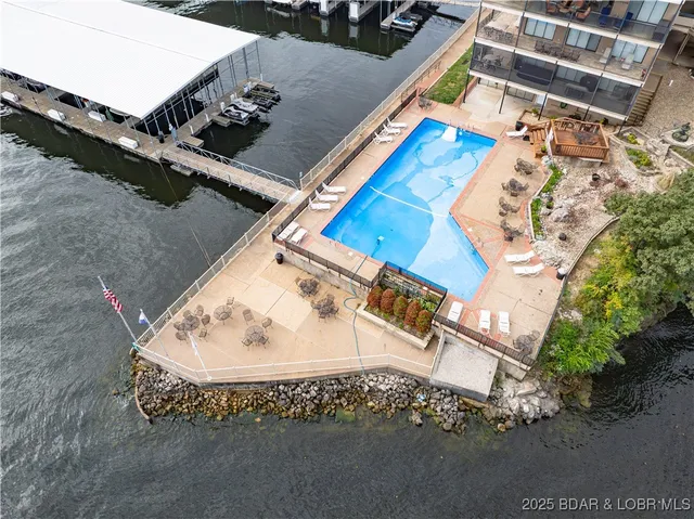 $398,523 | 106 Falls Point Drive, Unit 3C, Lake Ozark, MO 65049