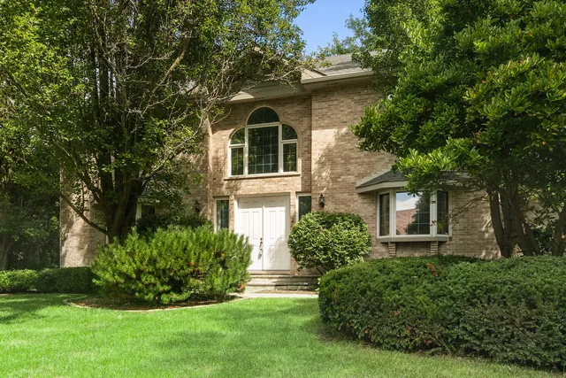 $674,900 | 4 Mulberry Drive, Hawthorn Woods, IL 60047