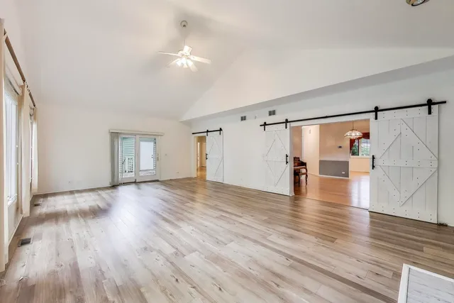 $674,900 | 4 Mulberry Drive, Hawthorn Woods, IL 60047