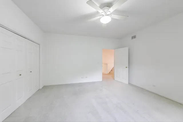 $674,900 | 4 Mulberry Drive, Hawthorn Woods, IL 60047