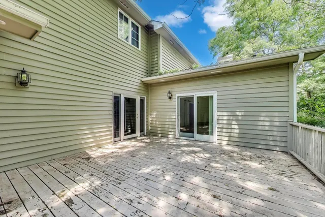 $674,900 | 4 Mulberry Drive, Hawthorn Woods, IL 60047