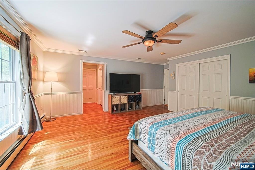 705 Gettysburg Place Paramus, NJ 07652 - Photo 20 of 32