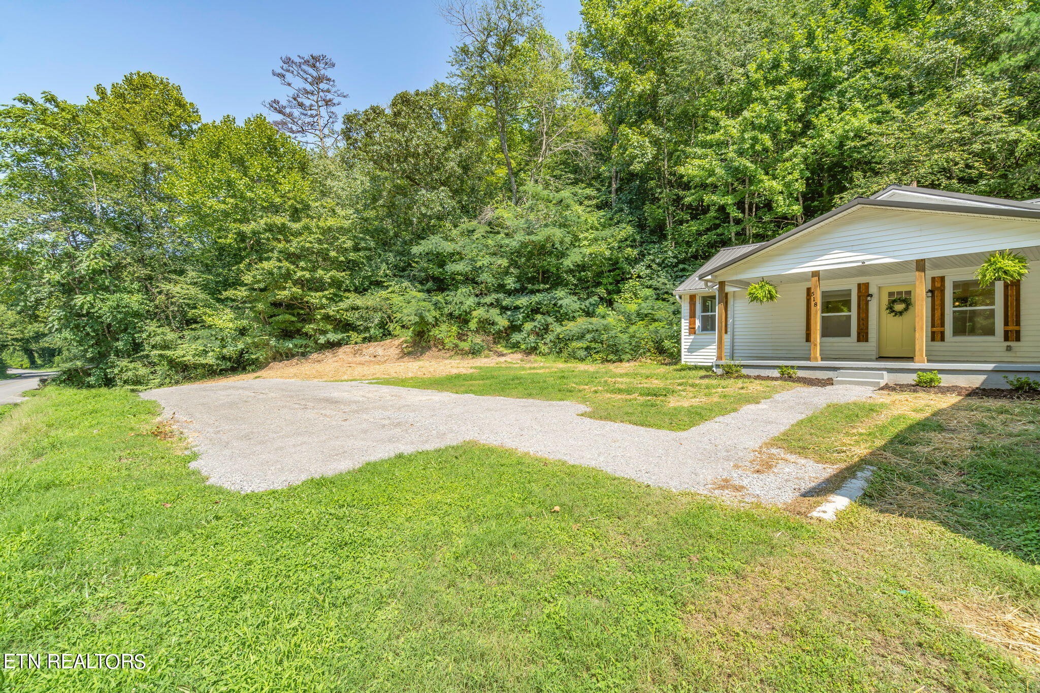 518 Old Tacora Hills Road Clinton, TN 37716 - Photo 34 of 38 Gallery Image 34