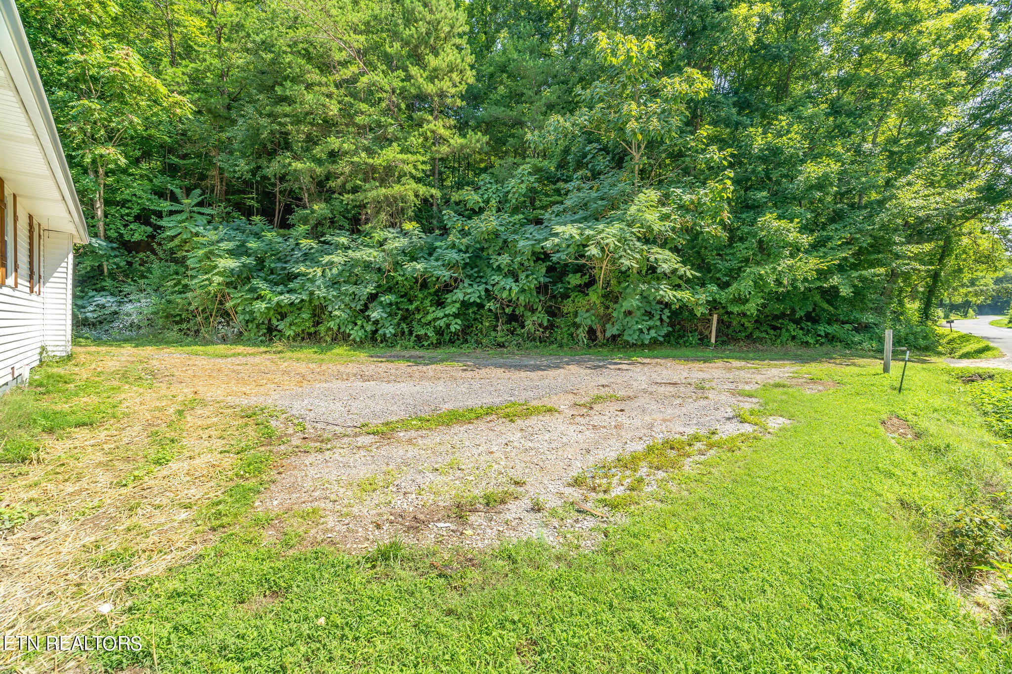 518 Old Tacora Hills Road Clinton, TN 37716 - Photo 35 of 38 Gallery Image 35