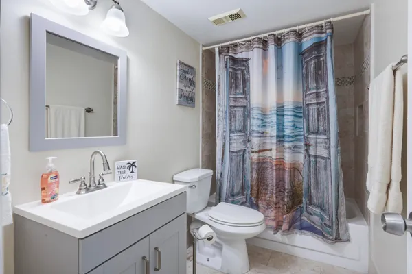 $2,500 | 825 Egret Circle, Unit 209, Delray Beach, FL 33444