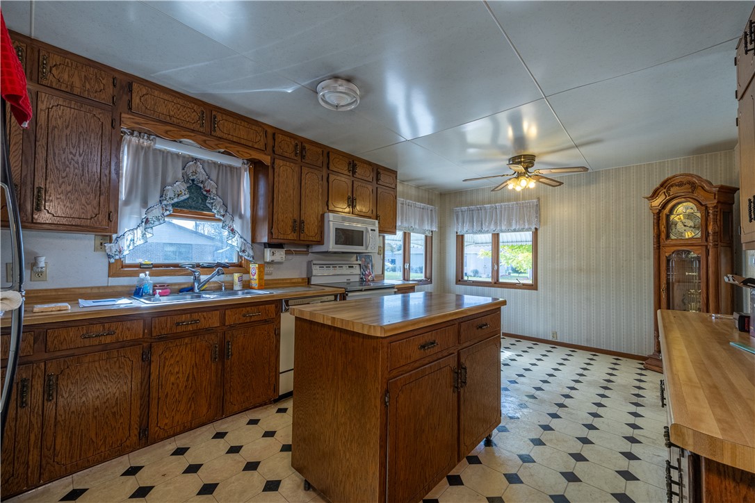 809 East 6th Street South Ladysmith, WI 54848 - Photo 5 of 24