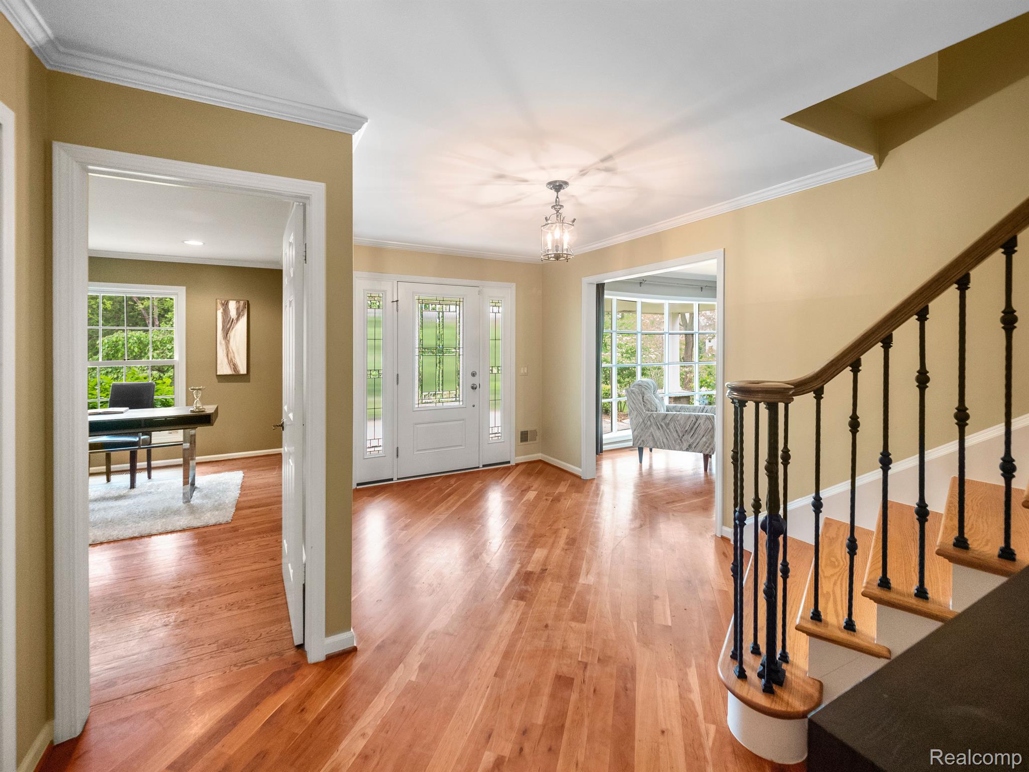 130 Guilford Road Bloomfield Hills, MI 48304 - Photo 4 of 38 Gallery Image 4