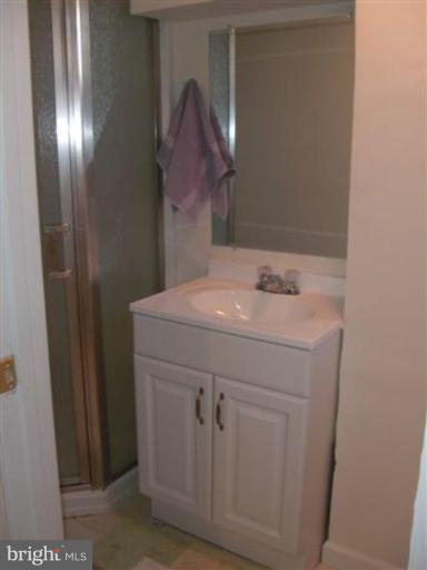 1136 Halstead Road Parkville, MD 21234 - Photo 11 of 13 Bath #2