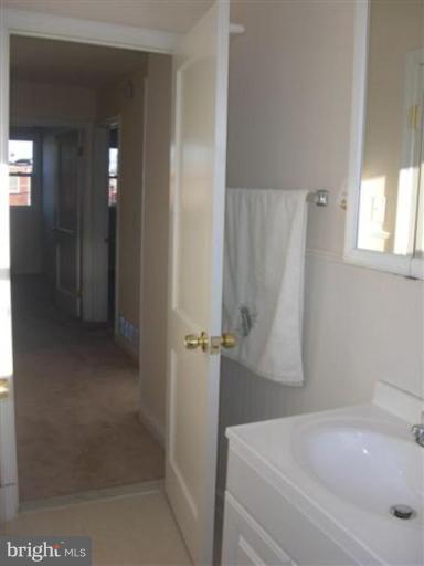 1136 Halstead Road Parkville, MD 21234 - Photo 10 of 13 Bath #1
