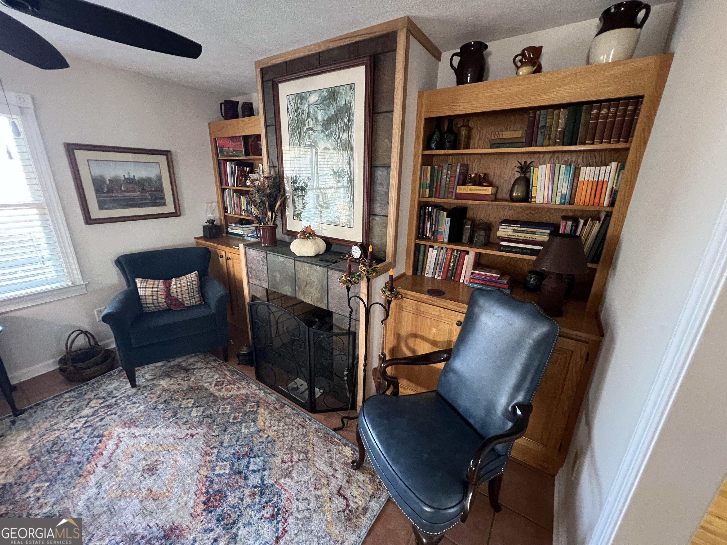 1512 Buckeye Road East Dublin, GA 31027 - Photo 12 of 45 a workspace with furniture and window