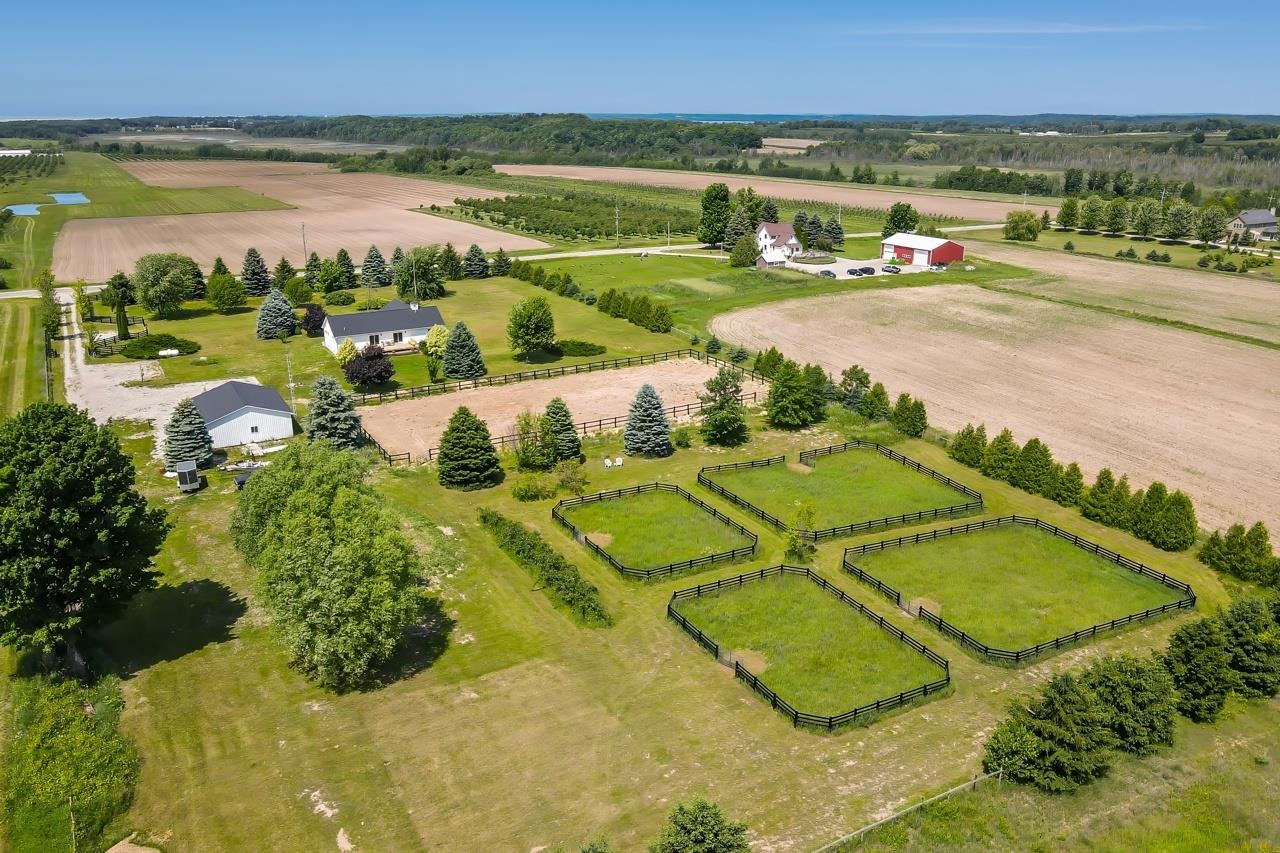 7252 Angell Road Williamsburg, MI 49690 - Photo 42 of 45 1923508-9afff75c-2f9d-40a8-bc43-c4d65dd03d40.JPG