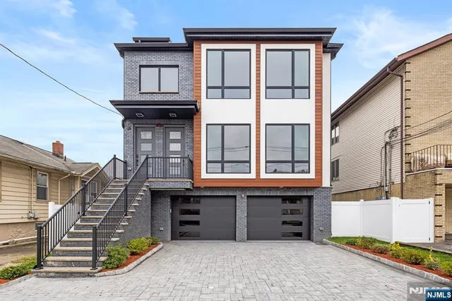 $939,000 | 476 Lincoln Avenue, Unit 2, Cliffside Park, NJ 07010