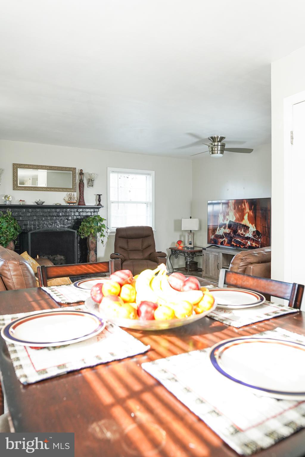 7901 Anne Court Clinton, MD 20735 - Photo 2 of 53