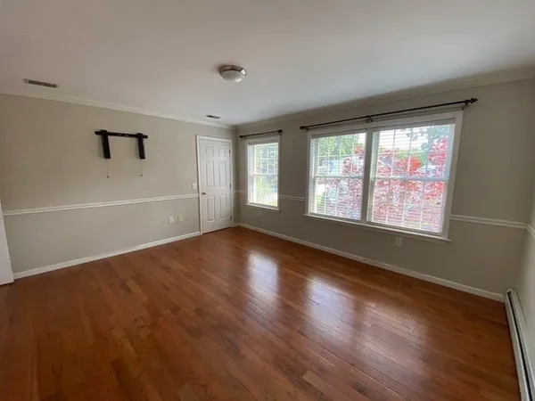 $2,900 | 37 Glen Avenue, Unit 28, Chelmsford, MA 01824