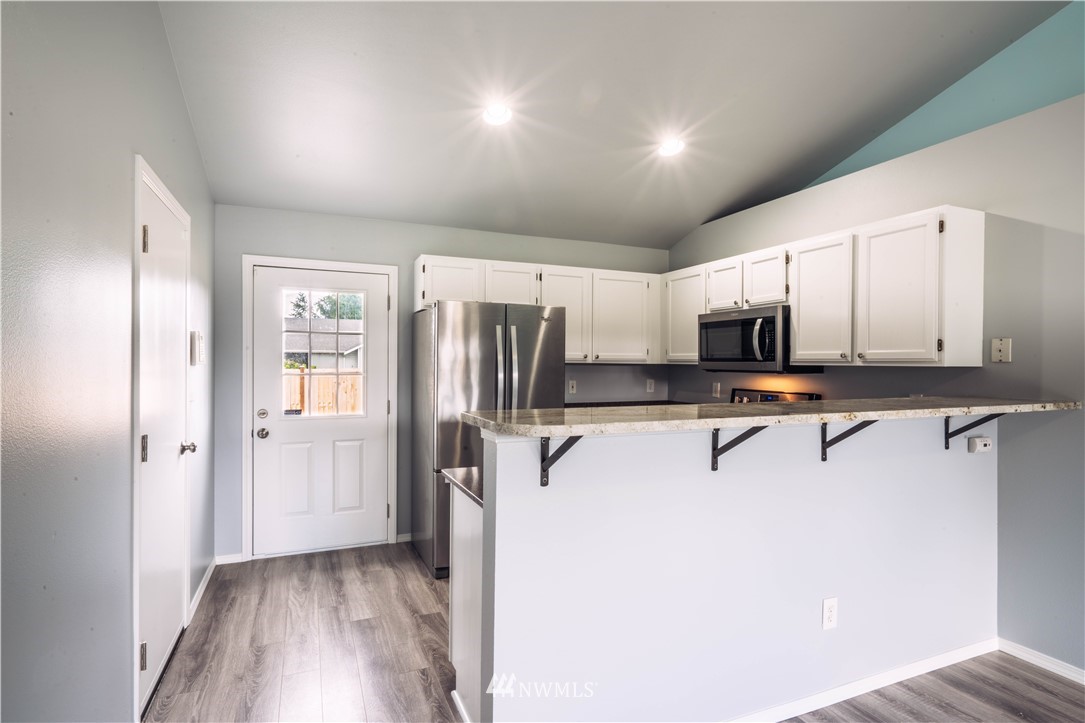 981 Peterson Road Burlington, WA 98233 - Photo 8 of 18