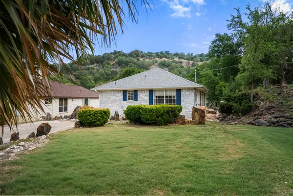 $849,000 | 305 Mountain View, Sunrise Beach, TX 78643