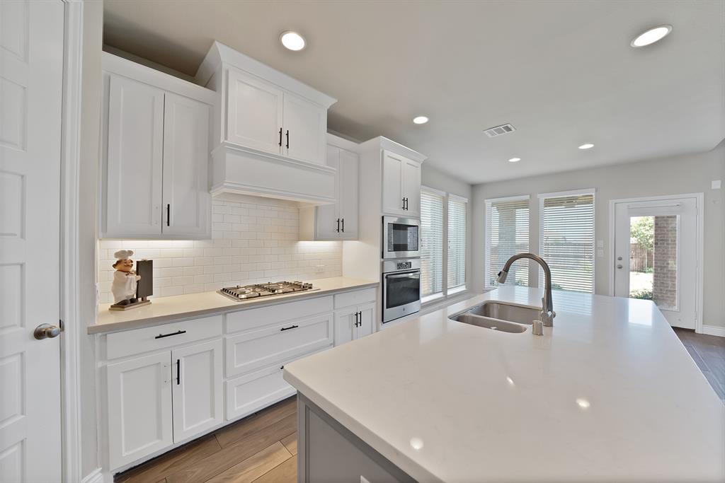 841 Knoxbridge Road Forney, TX 75126 - Photo 11 of 39 Gallery Image 11