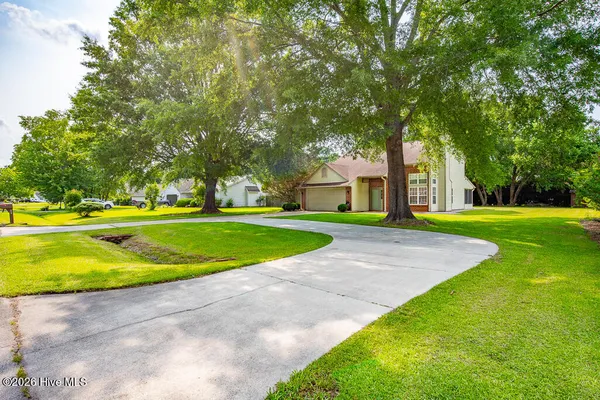 $2,000 | 4902 Woodbrook Drive, New Bern, NC 28562