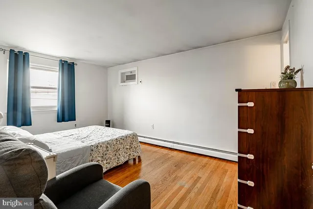 $375,000 | 50 Oakland Avenue, Lansdale, PA 19446