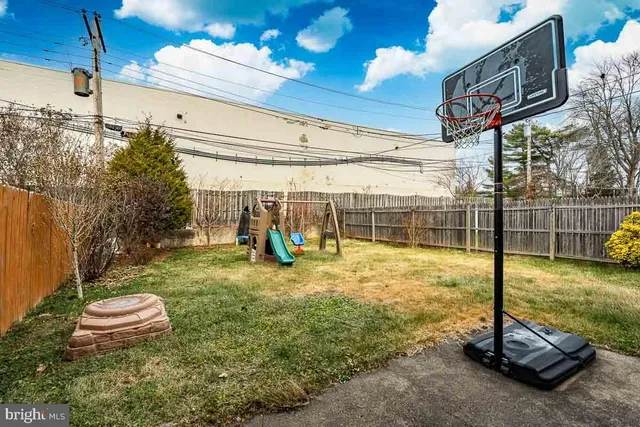 $375,000 | 50 Oakland Avenue, Lansdale, PA 19446