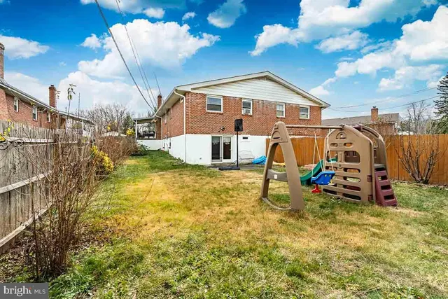 $375,000 | 50 Oakland Avenue, Lansdale, PA 19446