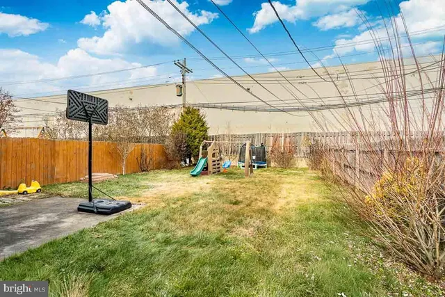 $375,000 | 50 Oakland Avenue, Lansdale, PA 19446