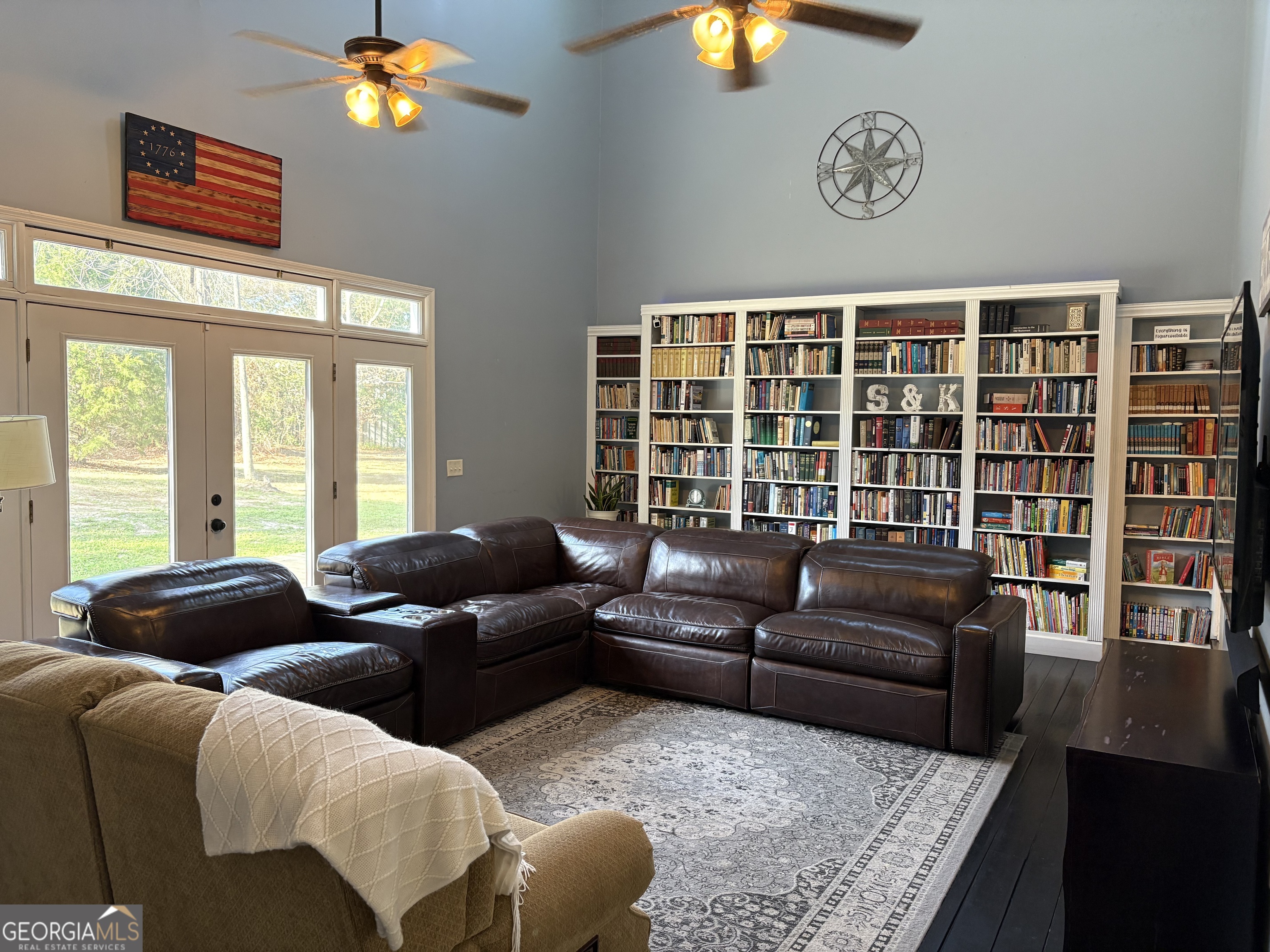 502 Payne Place Dublin, GA 31021 - Photo 21 of 61 a living room with furniture and a large window