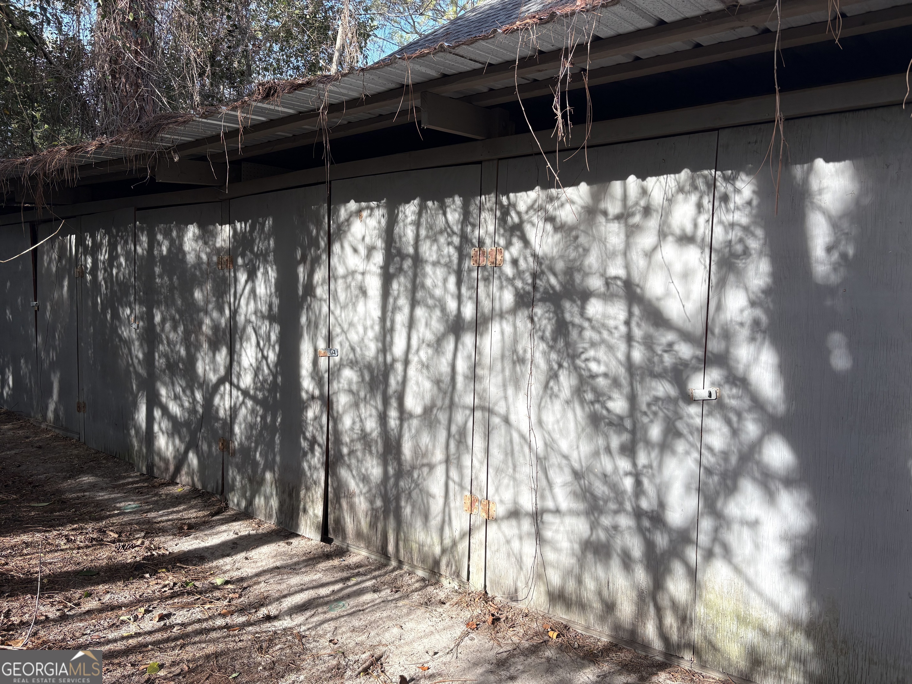 502 Payne Place Dublin, GA 31021 - Photo 59 of 61 a view of a backyard of a house
