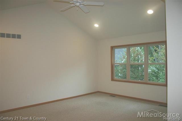 589 Stone Ridge Court, Unit A Almont, MI 48003 - Photo 10 of 17 10.jpg